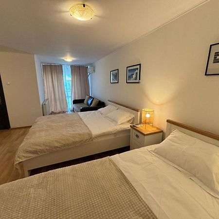 Vila Daddy Deva Exteriör bild